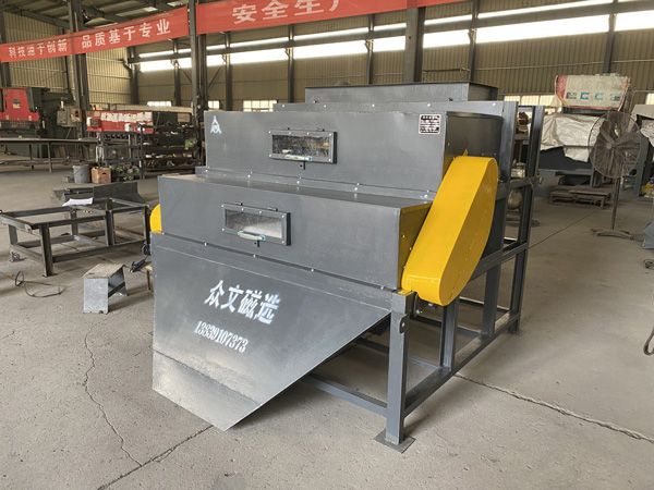 磁選機廠家為您介紹河沙磁選機構(gòu)造原理