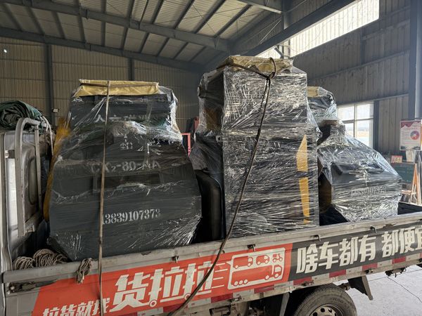 磁選機廠家為您介紹石英砂除鐵